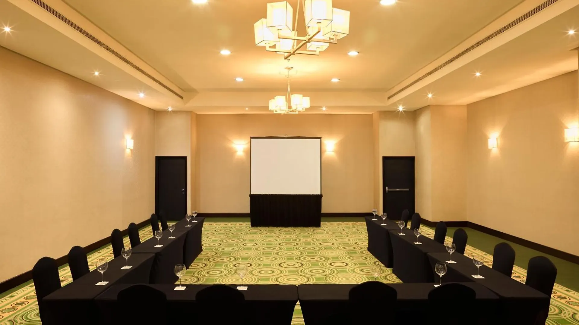 Renaissance Caracas La Castellana Hotel