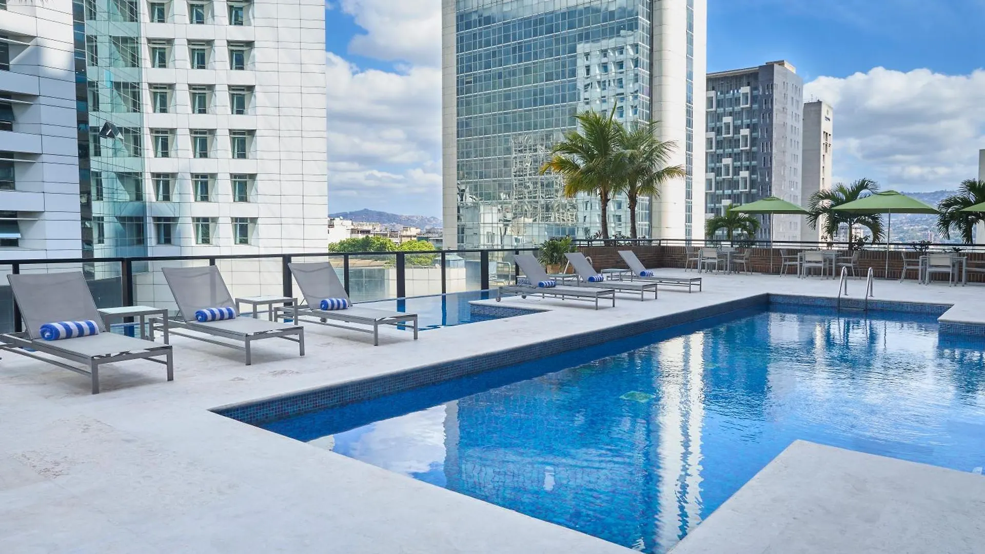 Renaissance Caracas La Castellana Hotel