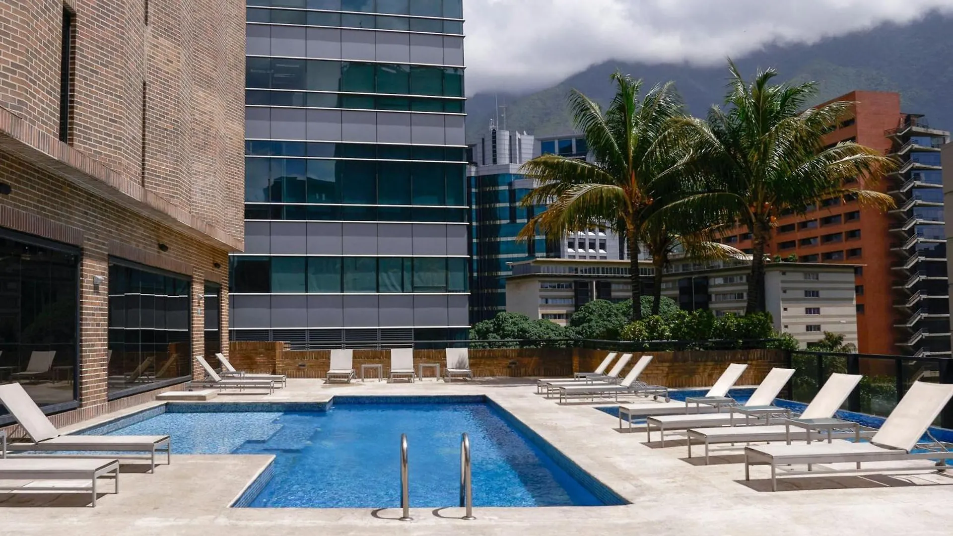 Renaissance Caracas La Castellana Hotel