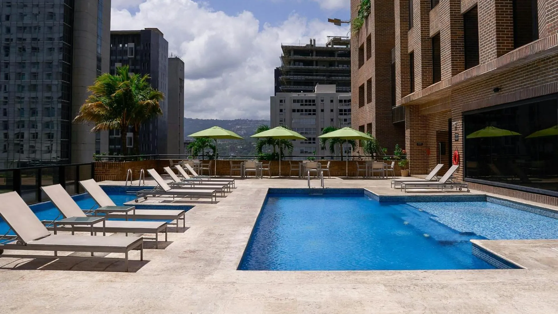 Renaissance Caracas La Castellana Hotel