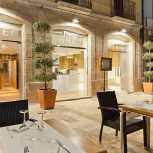 Placa De La Font Hotel Tarragona